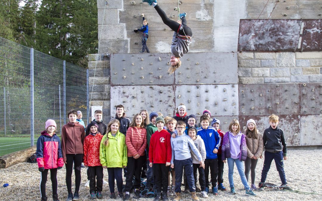 Spiele, Sport und Spannung für die Neulinge am Gymnasium