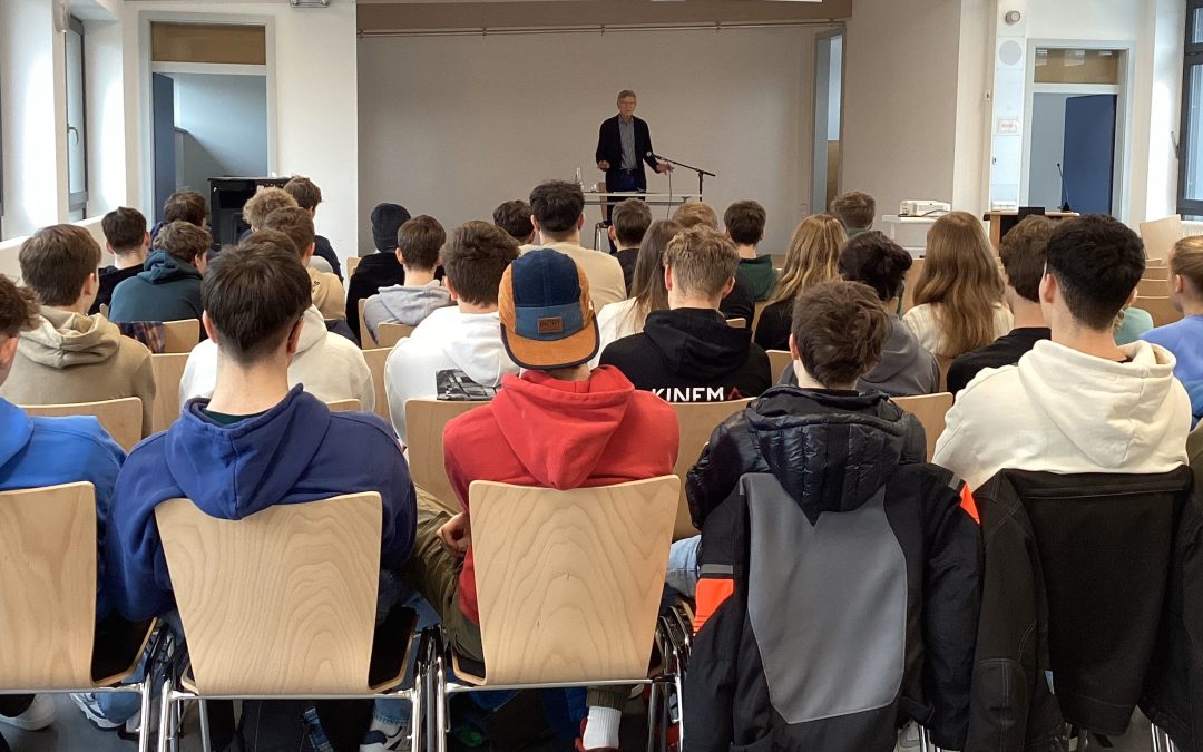 Zeitzeuge berichtet am Gymnasium